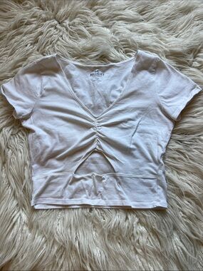 Hollister White V-Neck Ruched Cutout Crop Top
